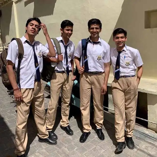 Kartik Aaryan Age, Love Life, Wealth, Affairs