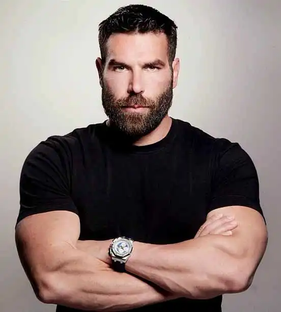 Dan Bilzerian Age, Girlfriends, Unseen Photos, Wealth & More