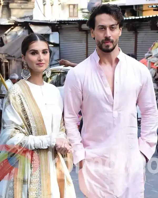 Tara Sutaria Age, Love Life, Money, News 