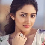 Sayyeshaa Saigal Age, Height, Husband, Movies, Religion & More
