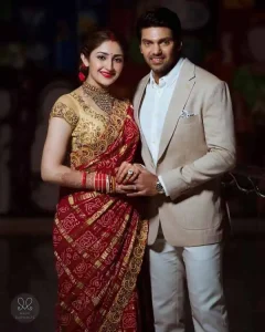 Sayyeshaa Saigal Age, Height, Husband, Movies, Religion & More 4 Sayyeshaa Saigal Age, Height, Husband, Movies, Religion & More