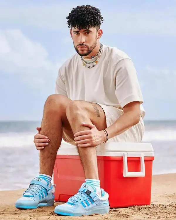 Bad Bunny Age, Height, Shoes, Sunglasses, Albums & More