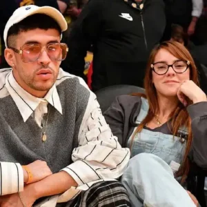 Bad Bunny Age, Height, Shoes, Sunglasses, Albums & More
