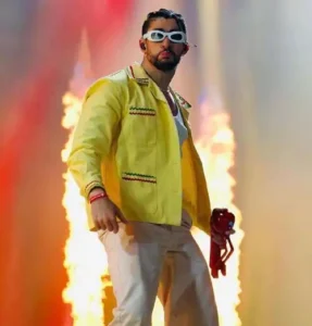 Bad Bunny Age, Height, Shoes, Sunglasses, Albums & More
