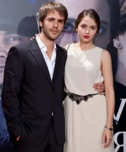 Ana De Armas Age, Height, Boyfriend, Movies, Networth, Blonde & More