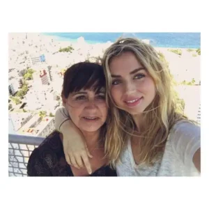 Ana De Armas Age, Height, Boyfriend, Movies, Networth, Blonde & More