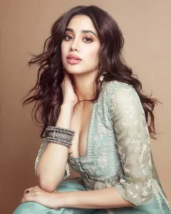 Janhvi Kapoor Age, Height, Body Measurements, Movies, Family & More