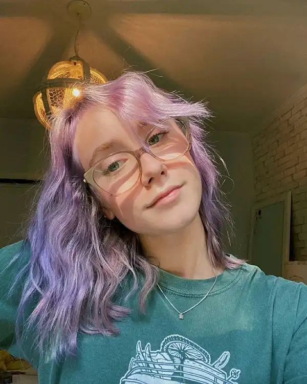 Lili Reinhart Age, Height, Net Worth, Brittany Murphy, Movies & Gala