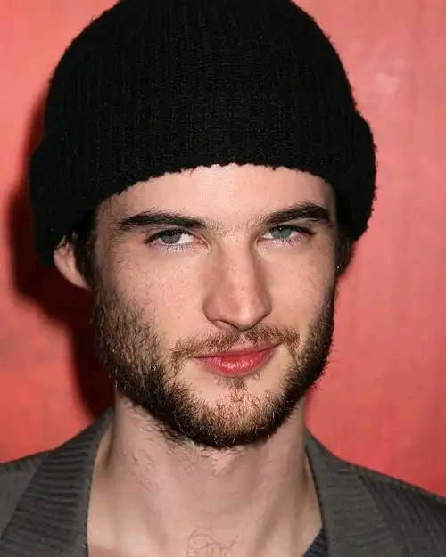Tom Sturridge Age, Networth, Gf, Sandman, Movies & TV Shows