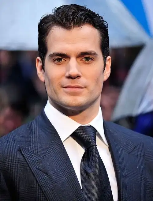 Henry Cavill Age, Height, Family, Movies, Geralt & Biography
