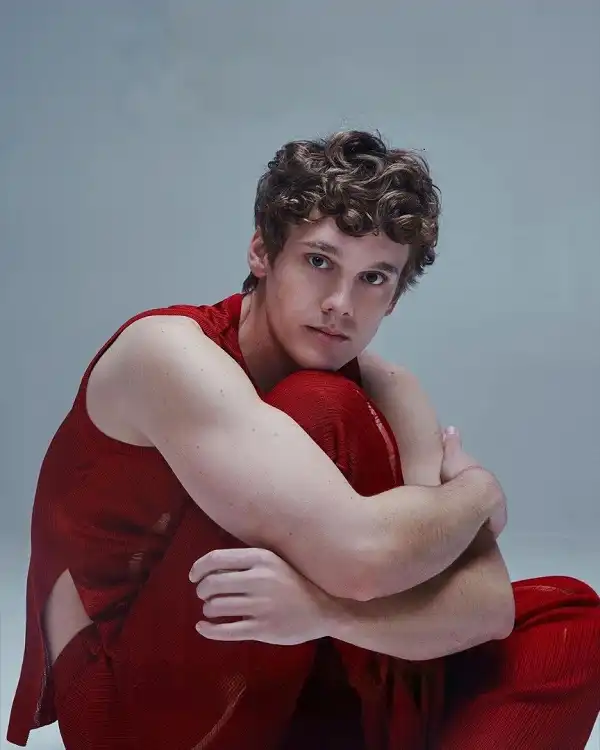 Hunter Doohan Height, Age, Husband, Movies And TV Shows