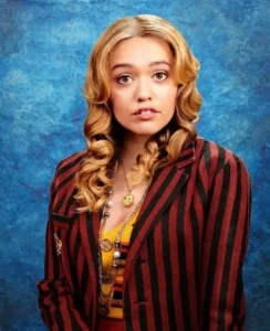 Aimee Lou Wood Age, Height, Series, Bf, Cabaret & Biography