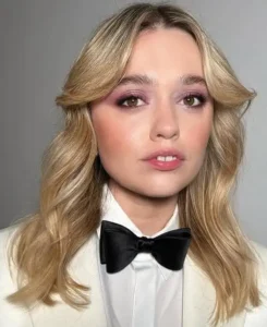 Aimee Lou Wood Age, Height, Series, Bf, Cabaret & Biography 2 aimee 11