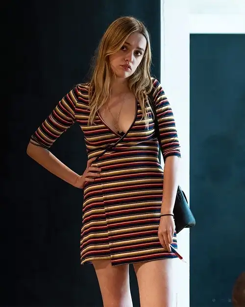 Aimee Lou Wood Image Aimee Lou Wood Age, Height, Series, Bf, Cabaret & Biography