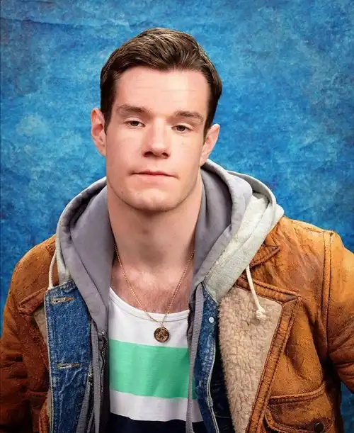 Connor Swindells Age, Height, Sex Education & Biography