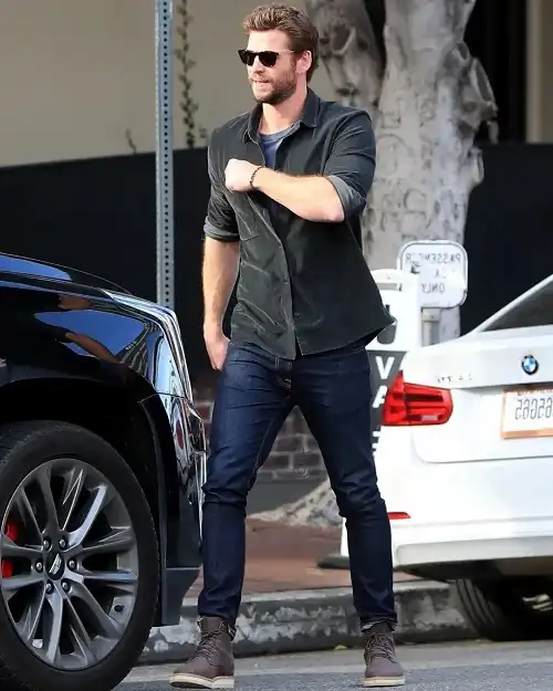 Liam Hemsworth Age, Height, Witcher Look, Wife & Biography