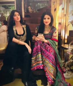 Shanaya Kapoor Age, Height, Parents, Dad, Movies & Biography 4 sanaya 1