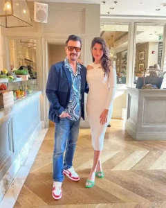 Shanaya Kapoor Age, Height, Parents, Dad, Movies & Biography 3 sanaya 17