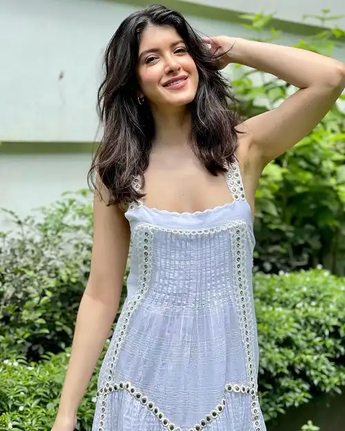 Shanaya Kapoor Hot Image Shanaya Kapoor Age, Height, Parents, Dad, Movies & Biography