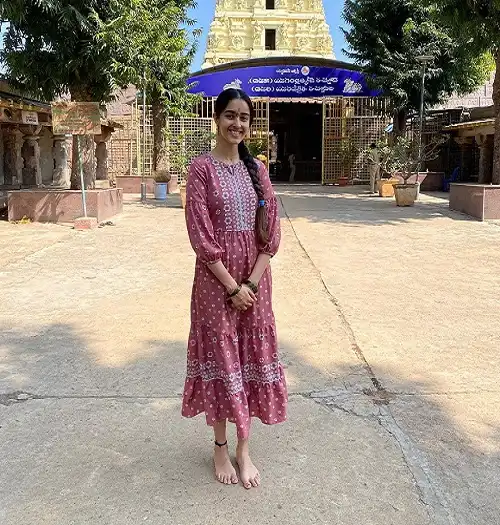 Simrat Kaur Age, Height, Relationships, Movies & Biography