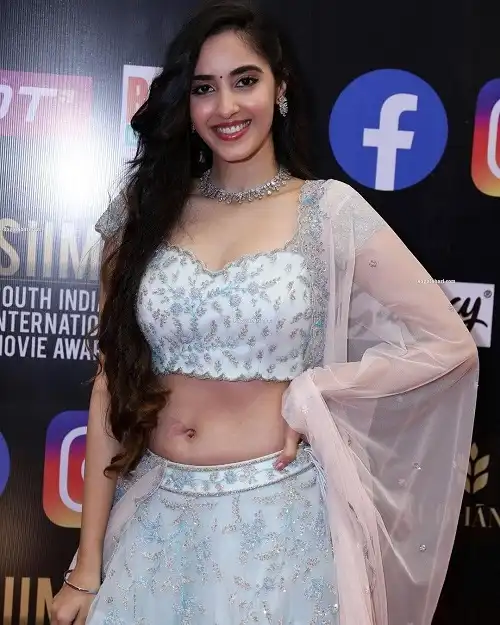 Simrat Kaur Age, Height, Relationships, Movies & Biography