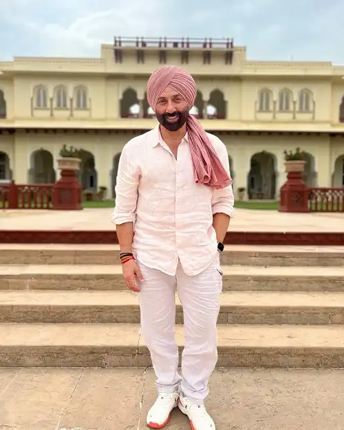 Sunny Deol Standing Image Sunny Deol Age 2023, Mother, Wife Name, Movies & Biography