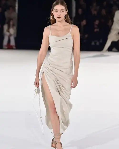 Gigi Hadid Age, Height In Feet, Daughter, Net Worth & Biography