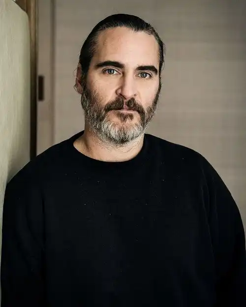 Joaquin Phoenix Latest Movie, Height, Age, Young & Biography