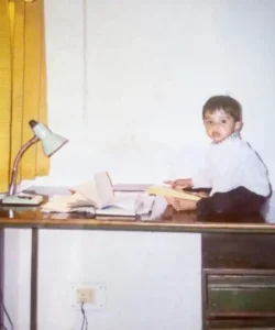 Childhood Picture Of Meenakshii Chaudhary