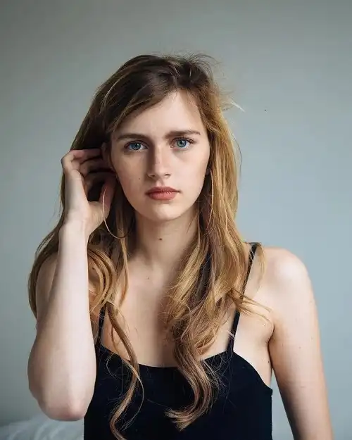 Nell Tiger Free Age, Height, Boyfriend, Family & Biography