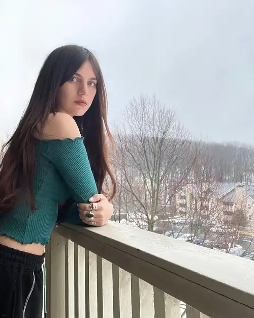 Nell Tiger Free Age, Height, Boyfriend, Family & Biography