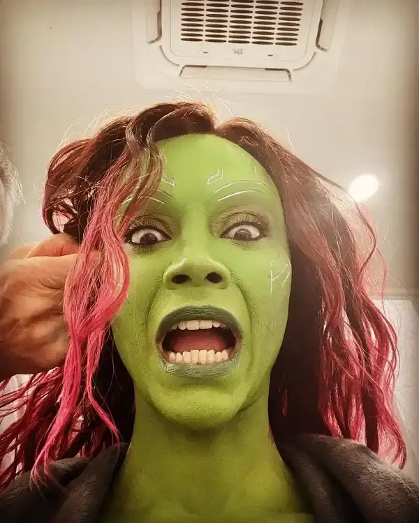 Zoe Saldana Age, Height, Twin Sister, Kids, Husband, Net Worth & More