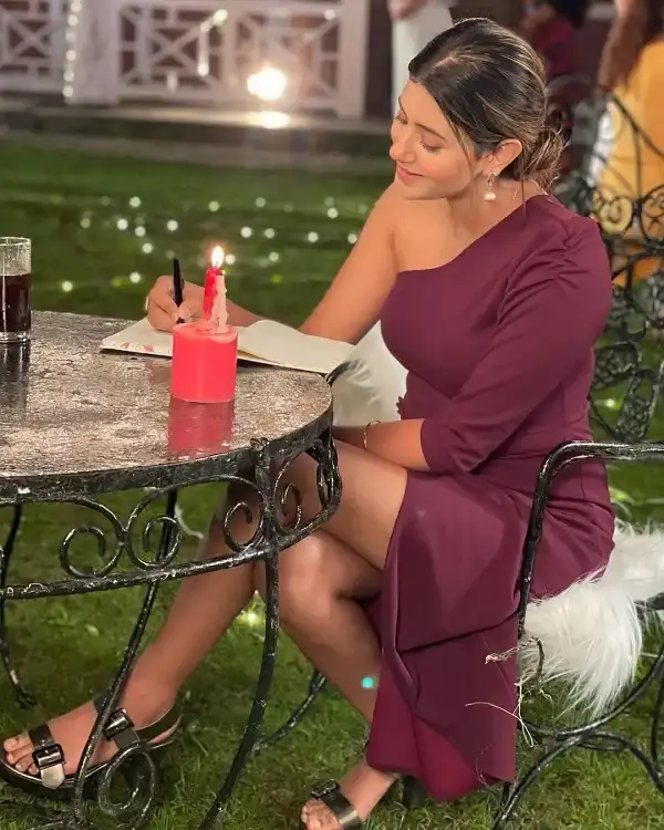 Anjali Arora Age, Instagram, Viral Video, News, Salary & More