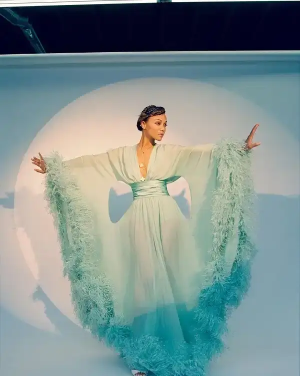 Zoe Saldana Age, Height, Twin Sister, Kids, Husband, Net Worth & More